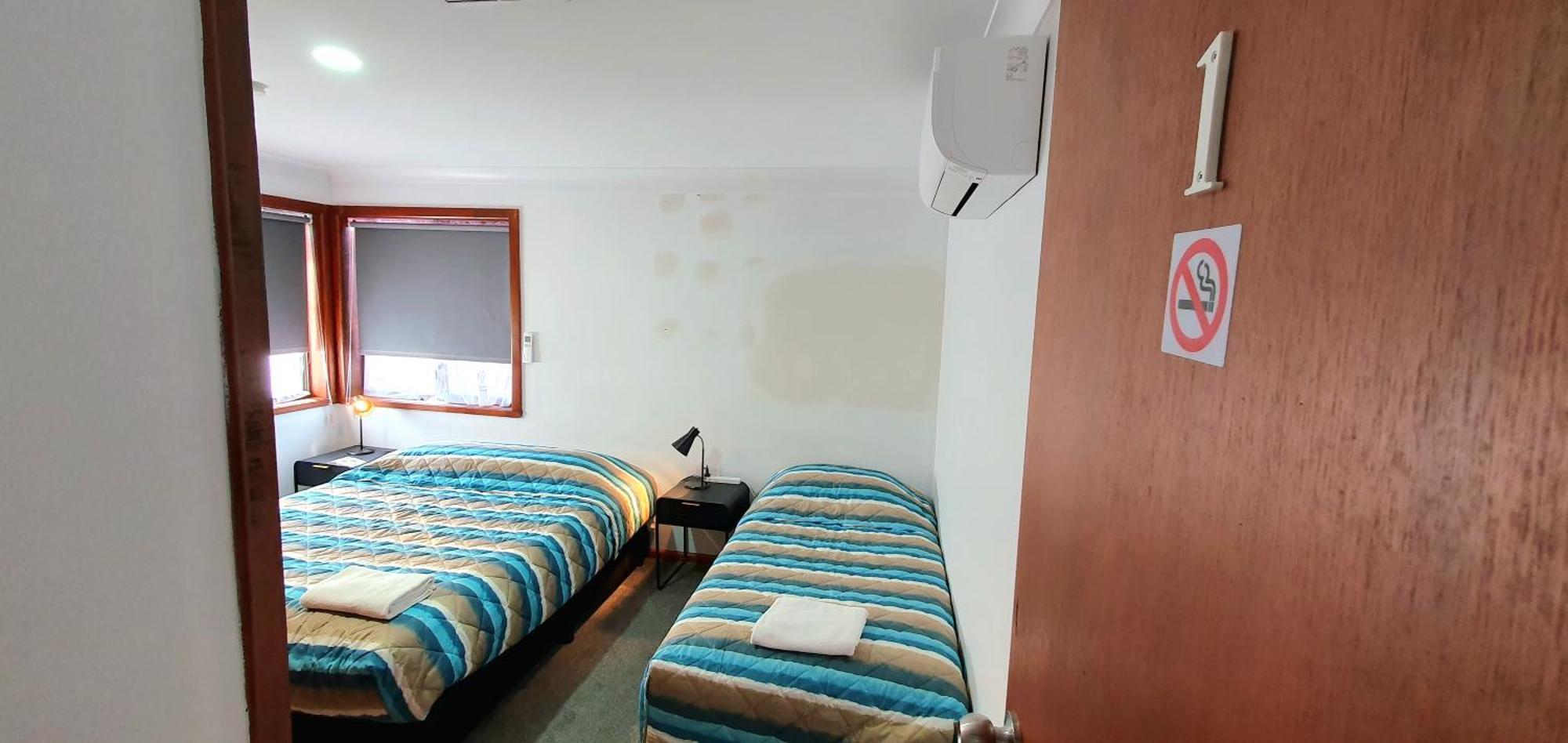Goldrush Motel Young Cbd Eksteriør billede